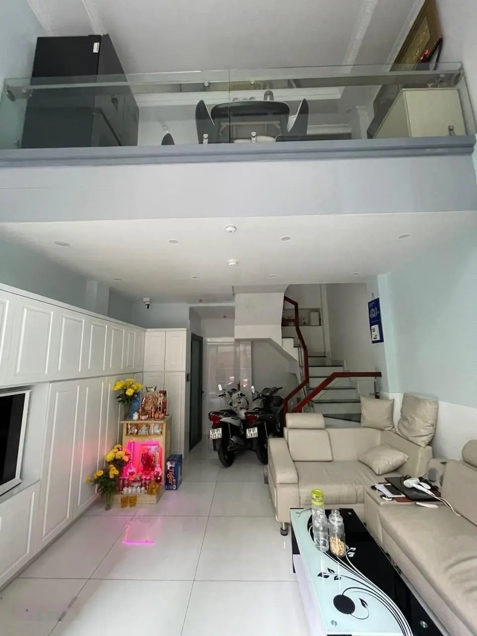 Hiếm! Ngộp bank bán căn Thành Thái Q10 DT 32m2 3 tầng 3tỷ150 SHR sang tên ngay