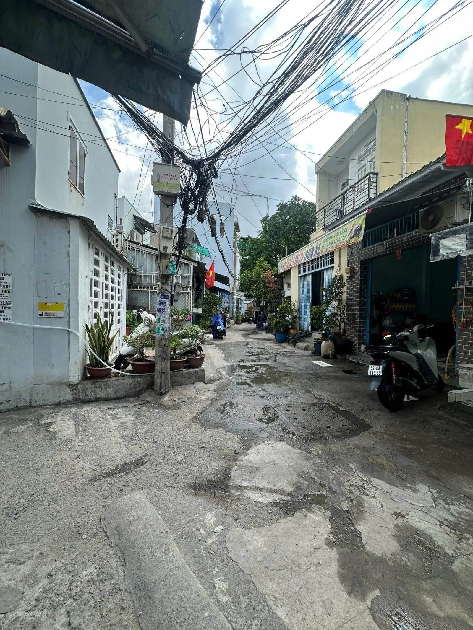 Bán nhà quận 11 - giá chỉ 5 tỷ 2 (TL) chính chủ, hẻm thông Nguyễn Thị Nhỏ, vòng xoay Lê Đại Hành