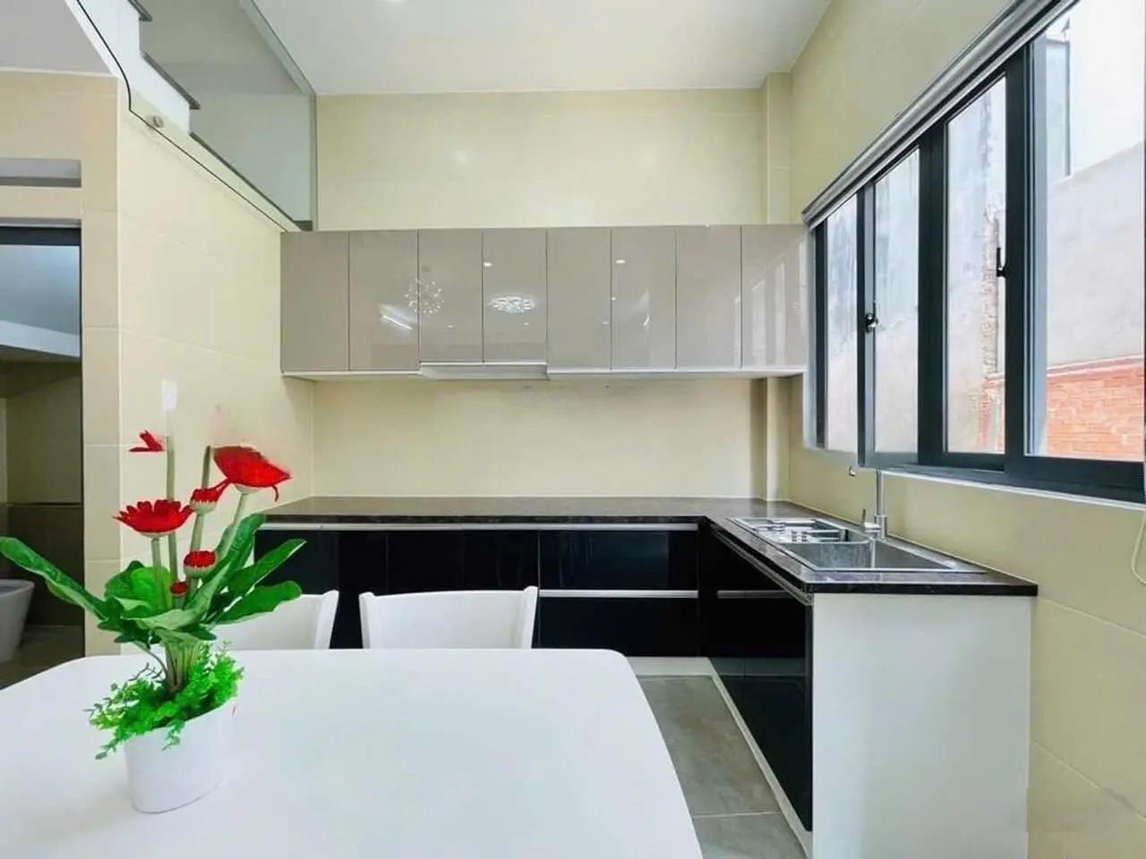 Cần bán nhà riêng 42m2, Lê Đức Thọ, P. 16, giá 6,2 tỷ thương lượng