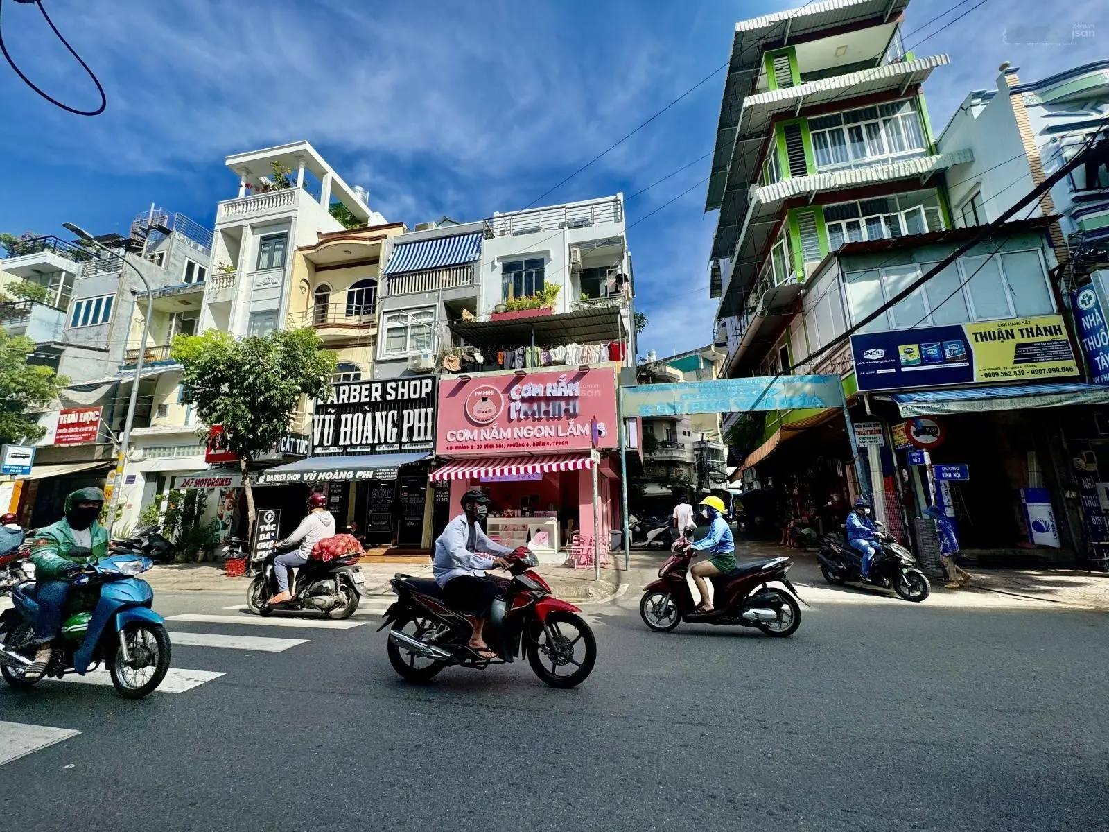 Bán căn góc 2 mặt tiền đường Vĩnh Hội, Quận 4-dòng tiền 45tr/th
