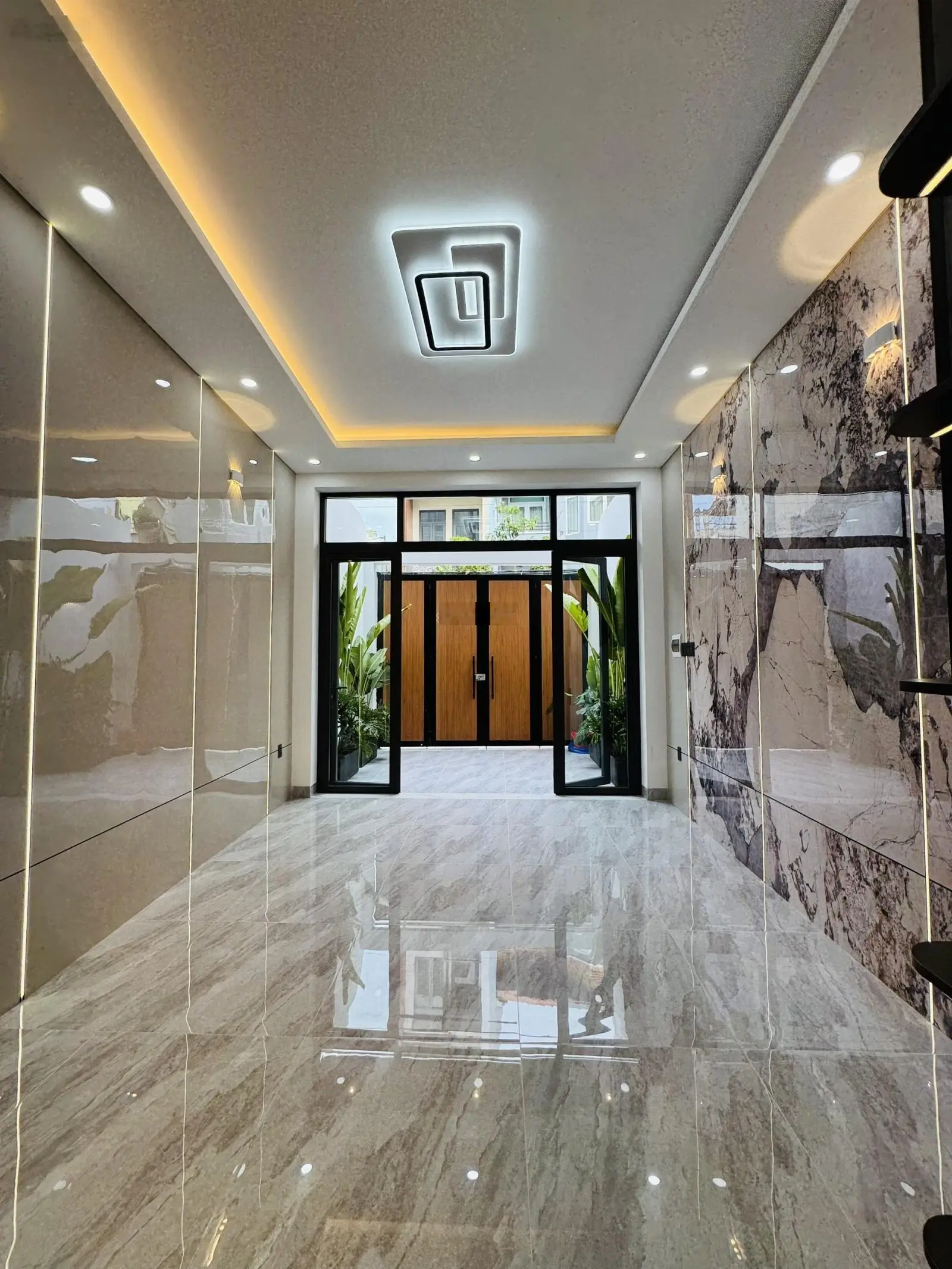Bán nhà mặt tiền đường Tô Hiến Thành p4 tpvt