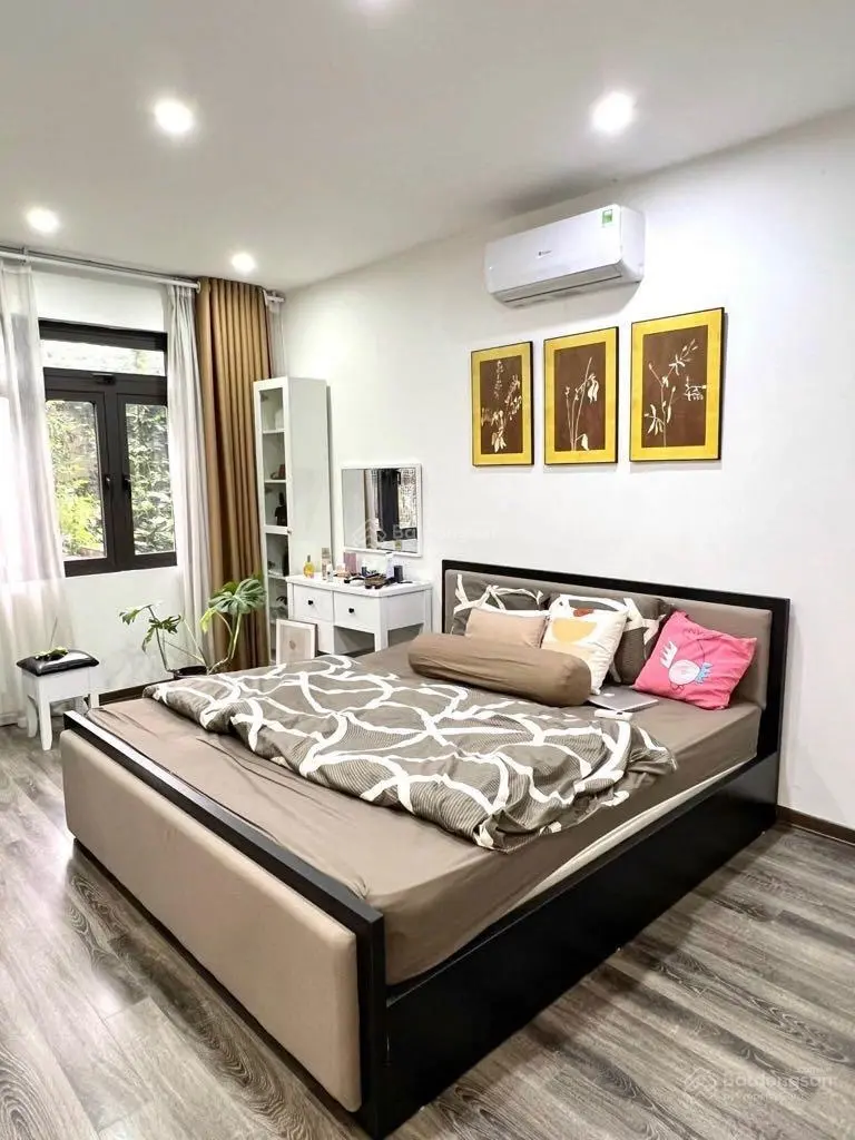 Nhà đẹp phố Đội Cấn, Ba Đình, mặt chợ, ô tô kinh doanh, 49m2 x 4 tầng giá: Nhỉnh 12 tỷ tl