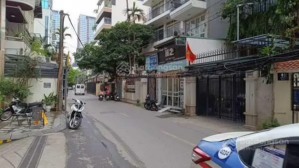 Siêu rẻ bán nhà Đặng Thai Mai, Tây Hồ 150m2 x 4 tầng - mặt tiền 10m - ô tô tránh - ngõ thông gần hồ