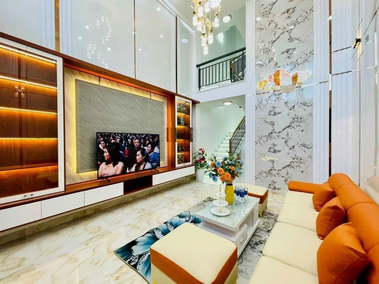 nhà Bùi Minh Trực - Quận 8 / 67,5m2 giá 1ty930 còn thương lượng - gần khu chợ
