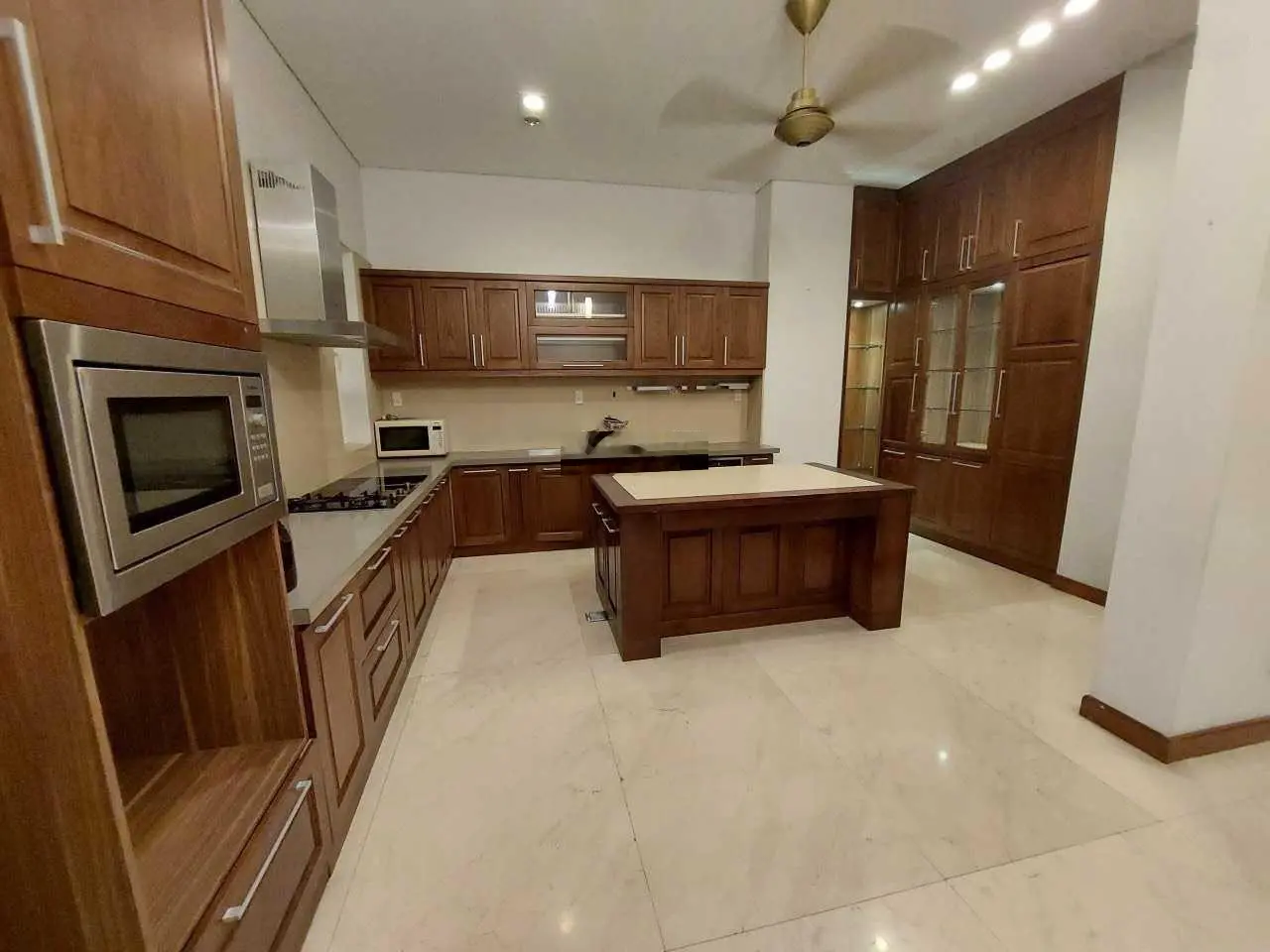 Biệt thự HXH siêu VIP Nguyễn Đình Chính, Q. Phú Nhuận DT: 9x20m trệt 2 lầu hạ giá 37 tỷ