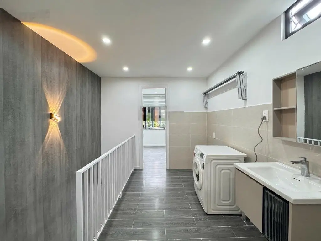 Lô góc đẹp - Lê Độ, kiệt thông tứ hướng - 2 tầng - 2.59 tỷ