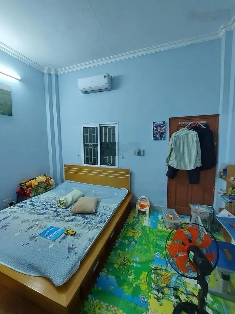 Nhà đẹp kim mã trung tâm Q Ba Đình , Đủ thứ tiện ích , Dt 28 m2 , 4T , Mt 4,6 m Tc 4tỷ 2x có TL