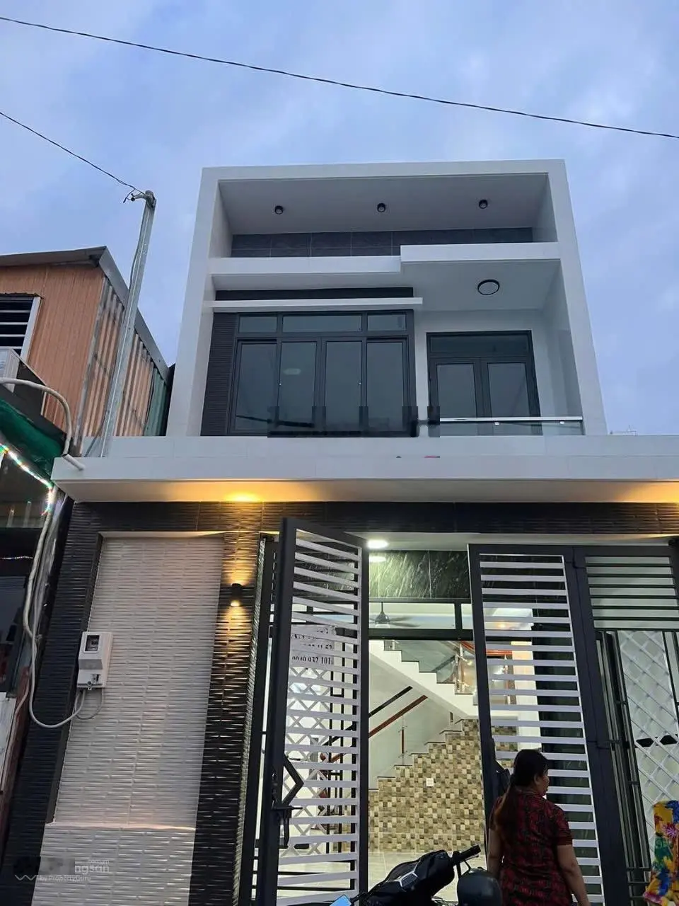 Chính chủ bán nhà đẹp ngay chợ Bình Chánh 1tỷ250/100m2 SHR cho vay 70%