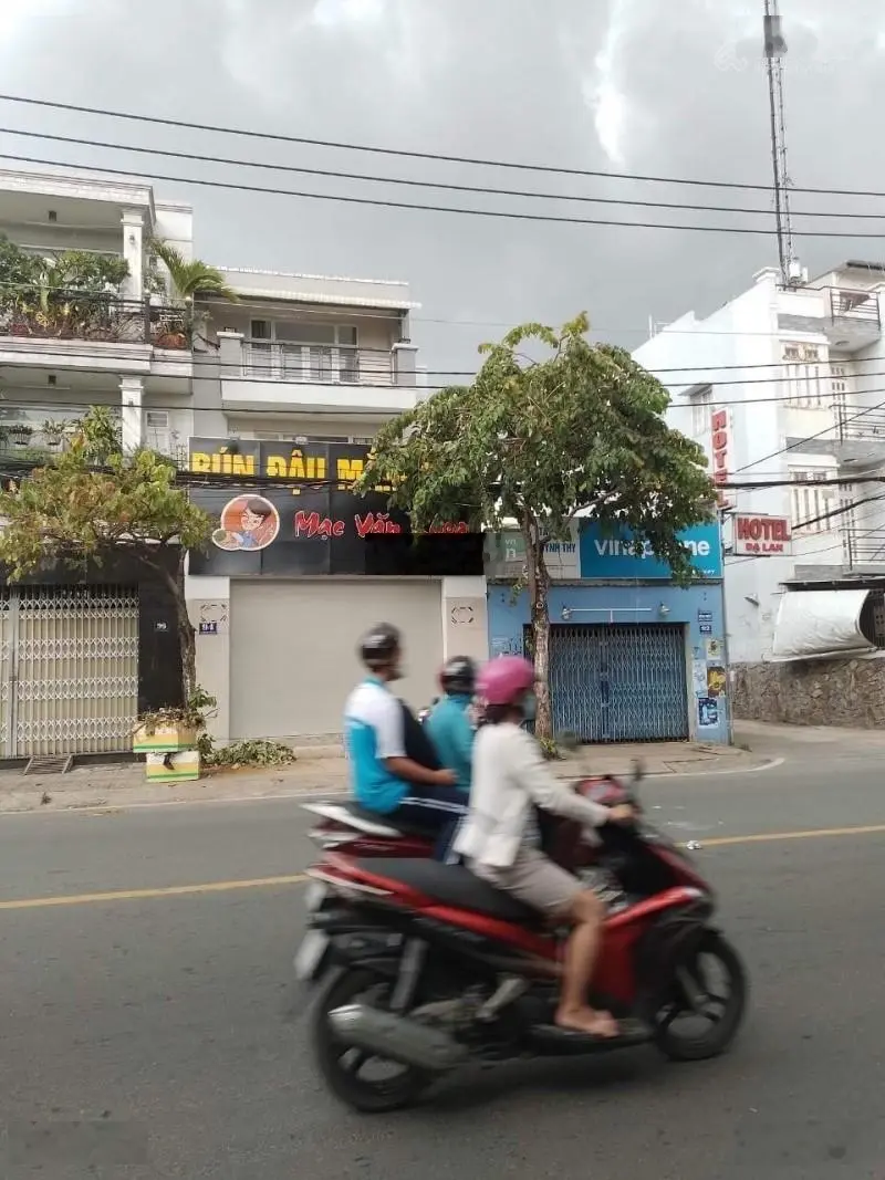 Bán nhà mặt tiền Đặng Văn Bi, Trường Thọ, Thủ Đức, 115m2, giá 25 tỷ