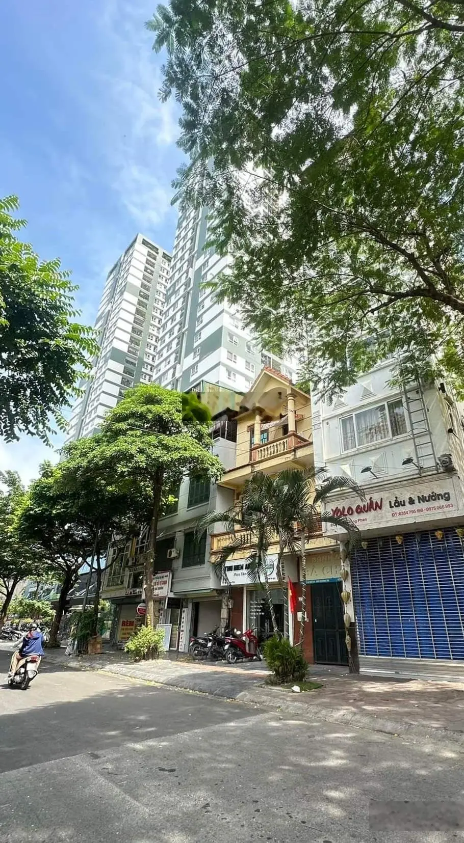 Gấp gấp, cần bán gấp nhà mặt phố Vũ Tông Phan dt 130m2_4t vỉa hè kinh doanh, lô góc_305tr/m2, Hiếm