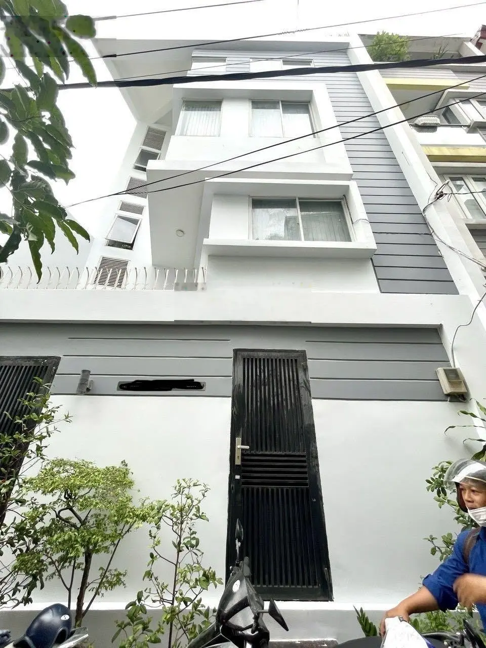 Trần Quang Diệu, Phường 14, Quận 3, DT 7.5*12m, nhà 5 tầng, hẻm xe hơi, giá 11.5 tỷ TL