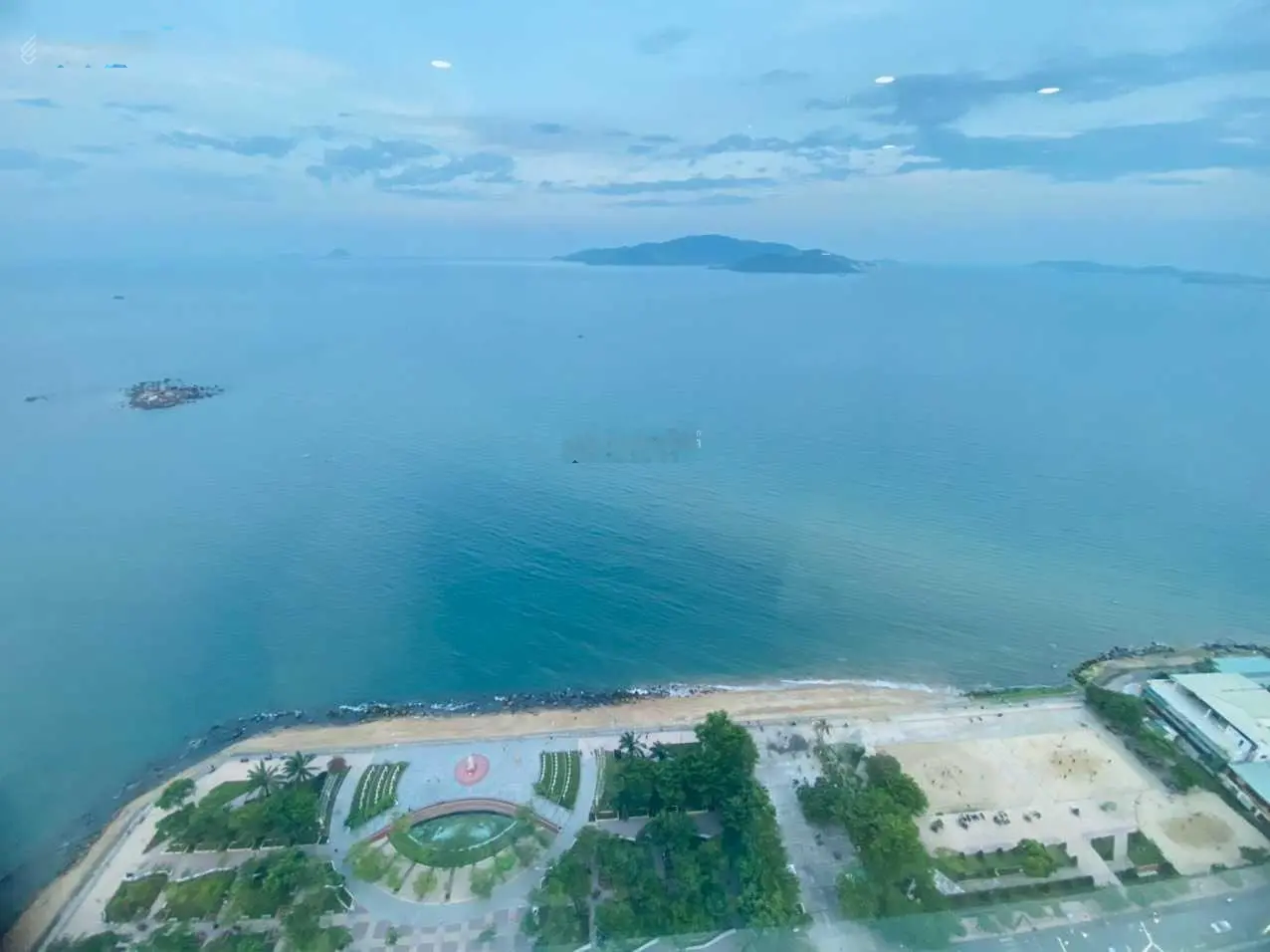 Bán căn hộ nội thất đẹp view biển ở Mường Thanh Khánh Hòa