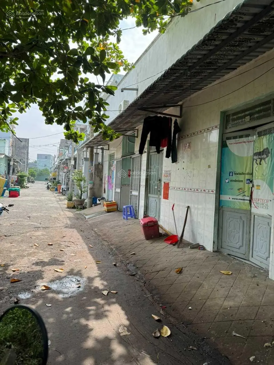 210,8m2 mt 13,5m.11phòng trọ,thu nhập 19tr/tháng. nhà hoàn công,khu dân cư hiện hữu.oto tận nơi