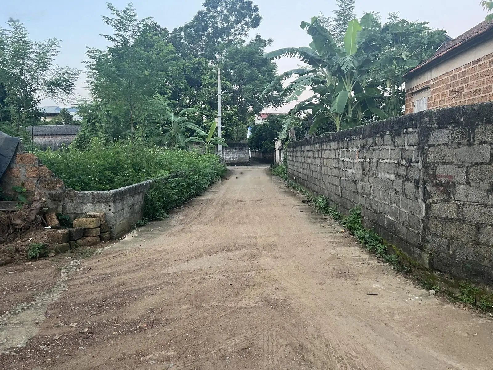 Em bán lô đất siêu đẹp tuyến 2 trục chính Hoà Thạch, lô góc 2 mặt tiền giá siêu rẻ
