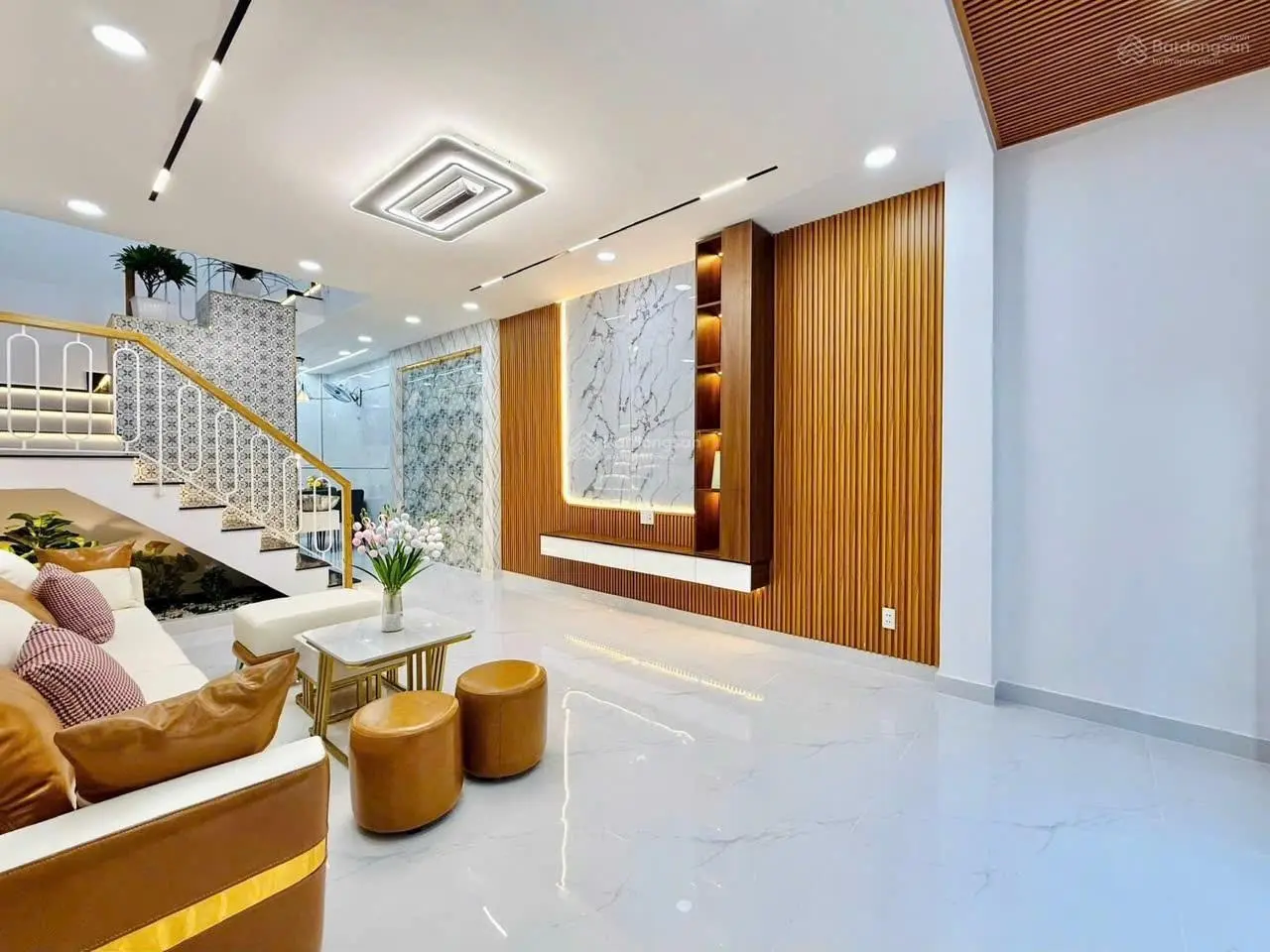 Bán căn nhà 1 trệt 1 lầu hẻm Quang Trung, P. 10 Quận Gò Vấp (tăng full nội thất như hình ảnh)