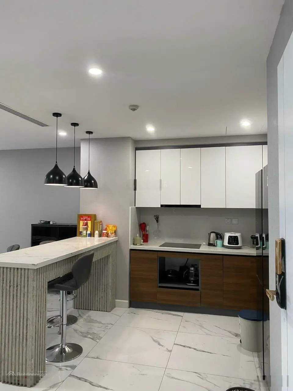 Hot. Bán căn hộ chung cư 2PN + 1 tại Sunshine Center Mỹ Đình thiết kế sang trọng hiện đại