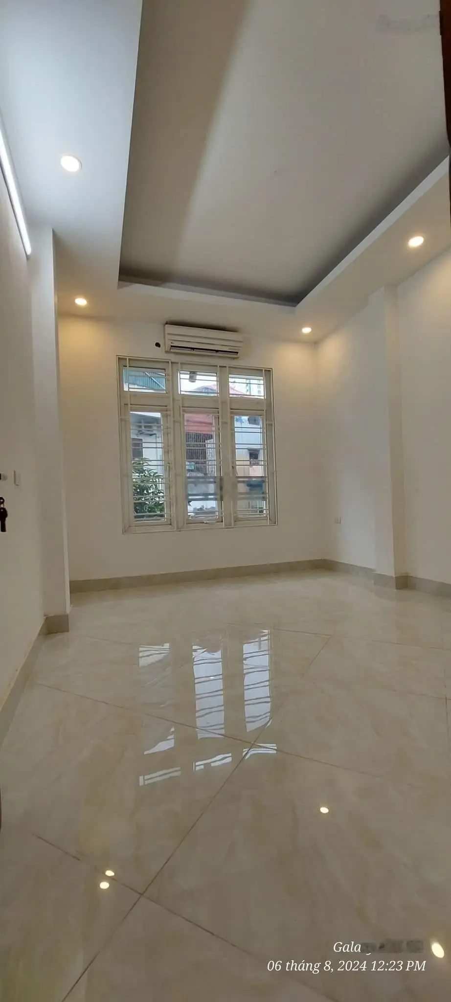 Lãng Yên Đầm Trấu 31m2 6 tầng, ô tô đỗ cổng