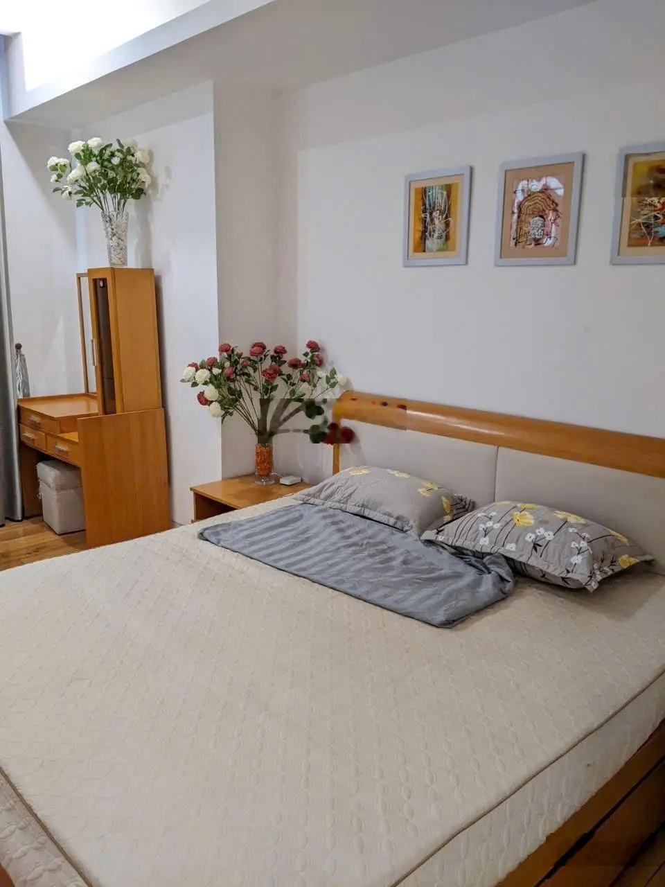 Số lượng có hạn. Bán căn 2pn-98m2 chung cư Indochina Plaza Cầu Giấy, tháp W thấp tầng. 0968 201 ***
