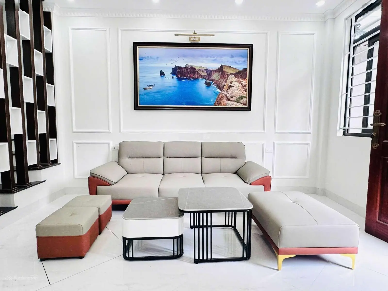 Bán nhà văn hội, 35 m2, 5 tầng, lô góc, full nội thất. cách ô tô tránh 28 m, giá 6.95 tỷ