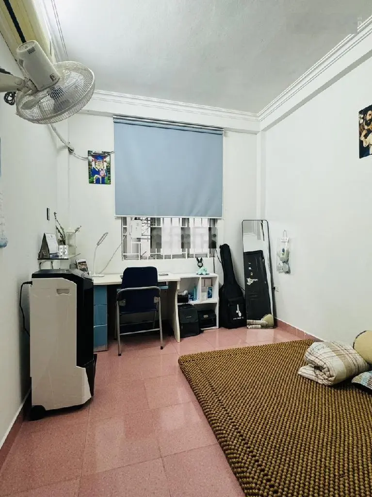 Nhà đẹp Bà Triệu gần ngã 5 Hà Trì ô tô 4 chỗ lùi cửa. Giá rẻ nhất khu vực. Tiện ích bạt ngàn