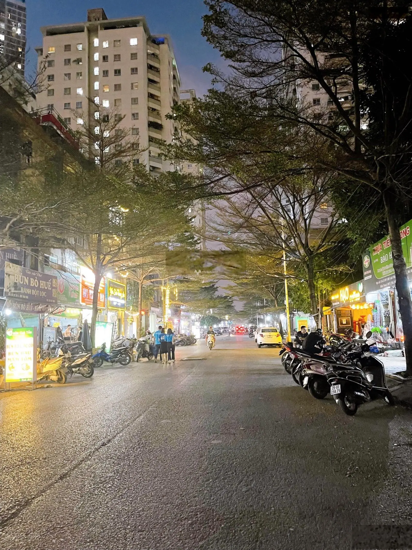 Siêu hot 133m2, 6 tầng MT 9m hoàn thiện đẹp thang máy đang cho thuê dòng tiền tốt. LH: 0963 689 ***