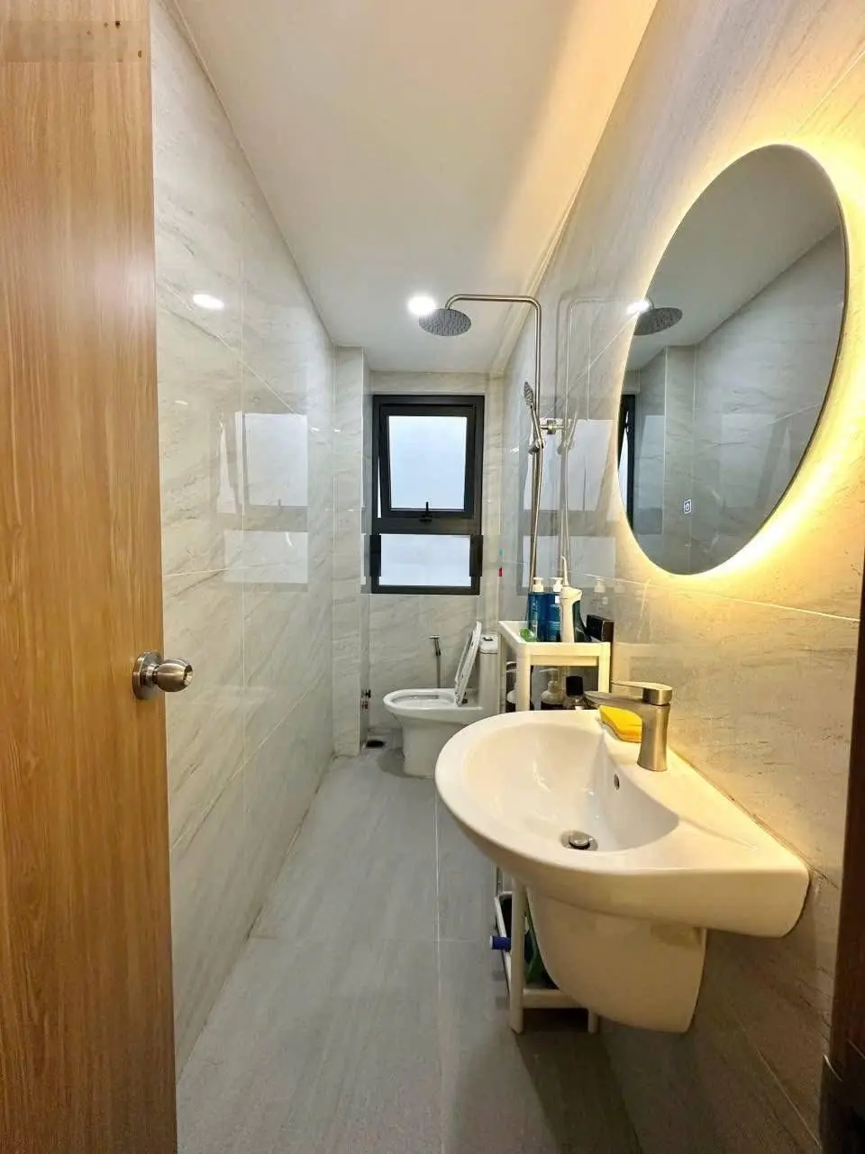 Nợ nần bán gấp nhà Hương Lộ 2, Bình Tân 55m2