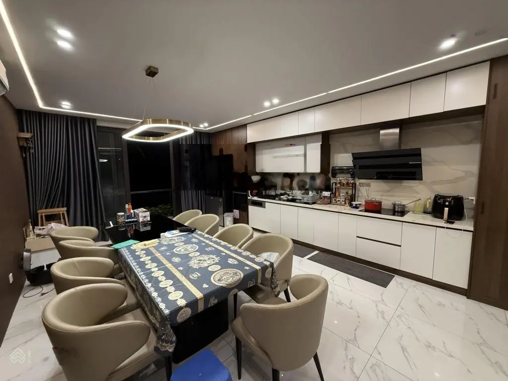 Siêu phẩm tư đình - phân lô cán bộ vip - thang máy - gara - nội thất tiền tỷ tư đình