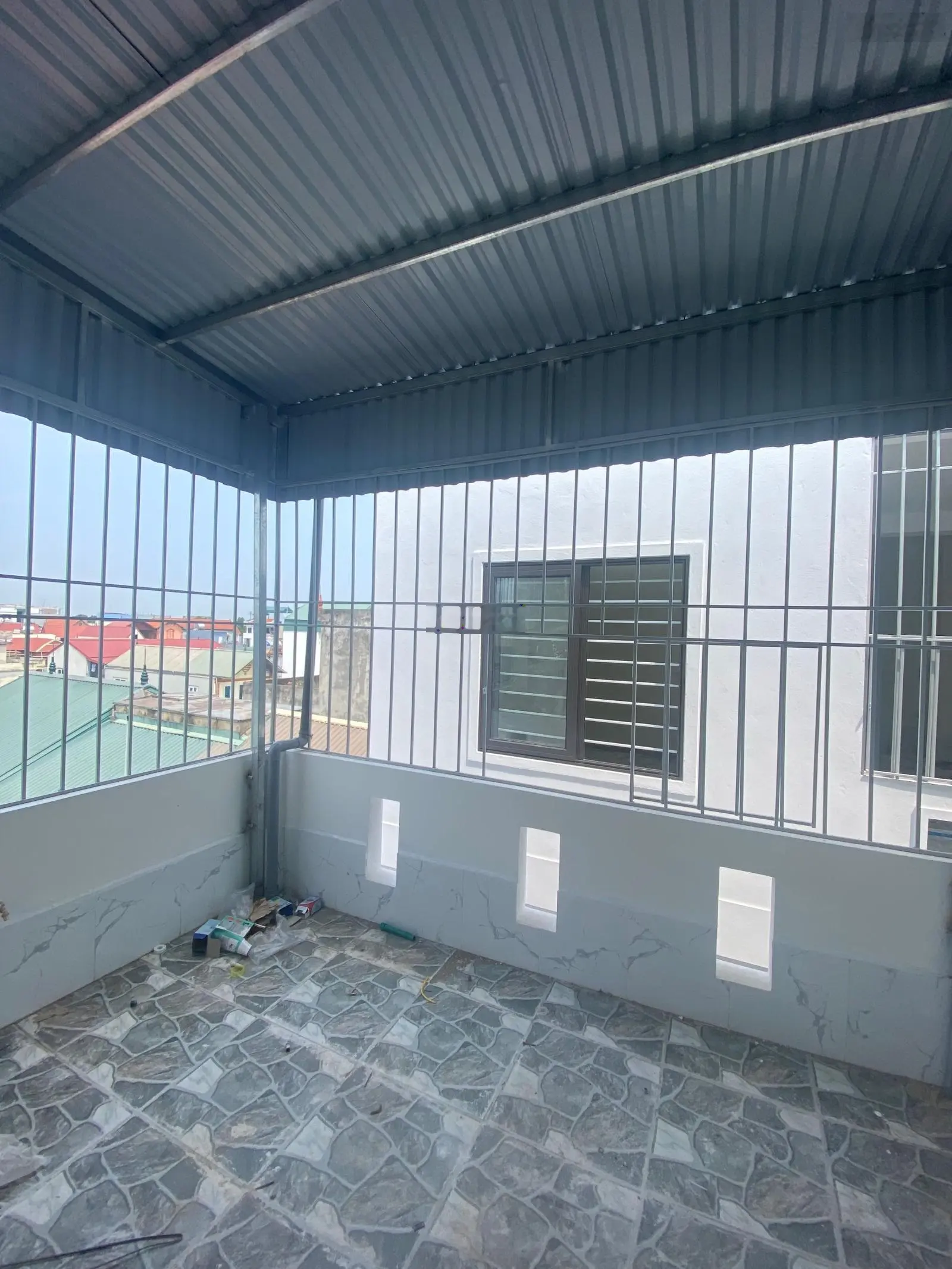 Hot!! Rẻ Nhất- 3Tỷ Nhà 32m2 -Giáp Thiên Đường Bảo Sơn, Sau Cây Xăng Dương Nội-Lê Trọng Tấn