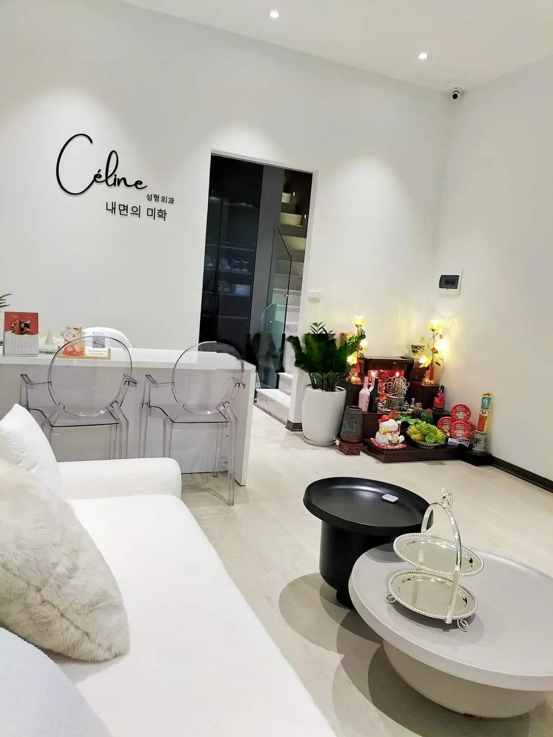 Duy nhất 1 căn, lô góc ngã 4 phố Hoàng Quốc Việt - Phạm Văn Đồng 36m2 mặt tiền 6m 5 tầng 6.2 tỷ