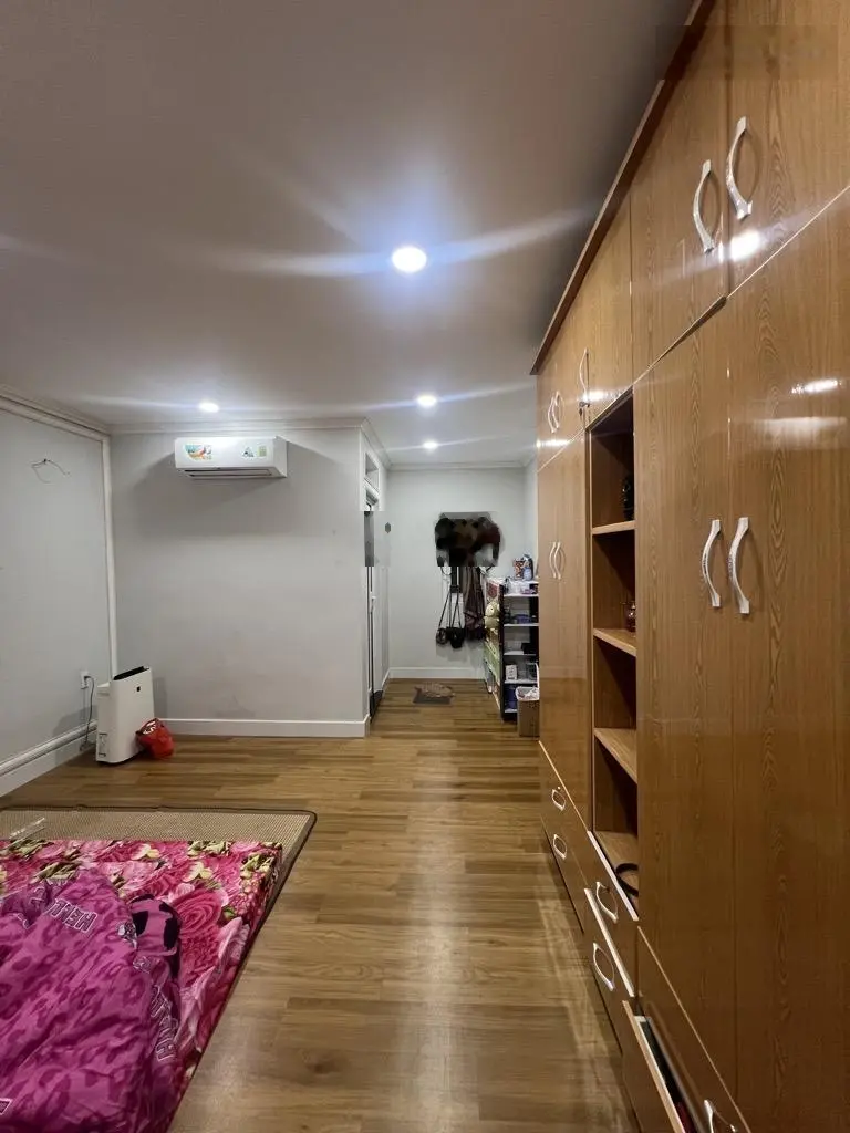 Bán nhà Khánh Hội Quận 4 - hẻm ôtô - 60m2 - 5 Tầng - 8 tỷ - Tiện kinh doanh