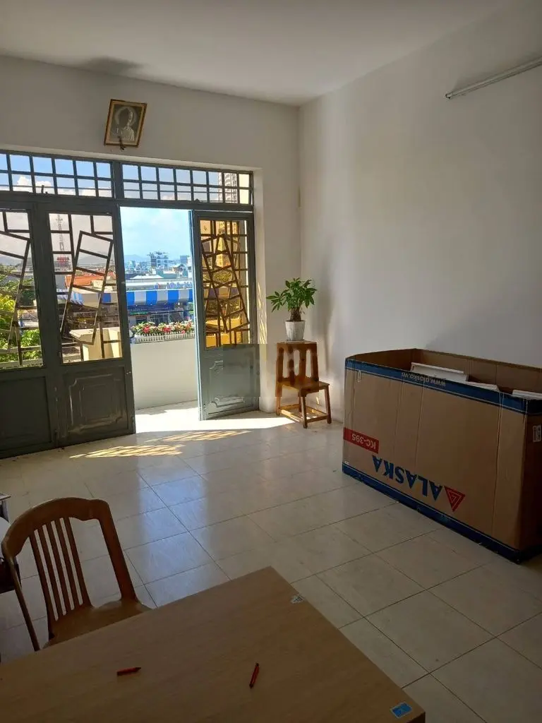 BÁN NHÀ 3 TẦNG MẶT TIỀN NGÔ QUYỀN GẦN NGUYỄN VĂN THOẠI