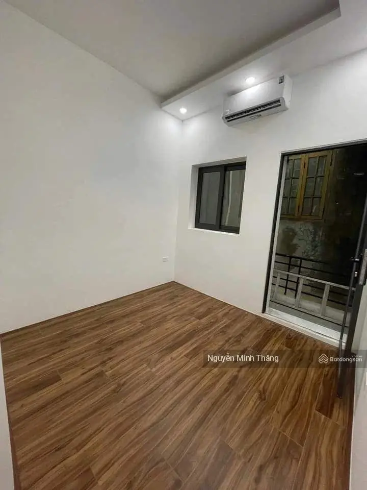 BÁN NHÀ KIM MÃ CÁCH 10M RA Ô TÔ FULL NỘI THẤT