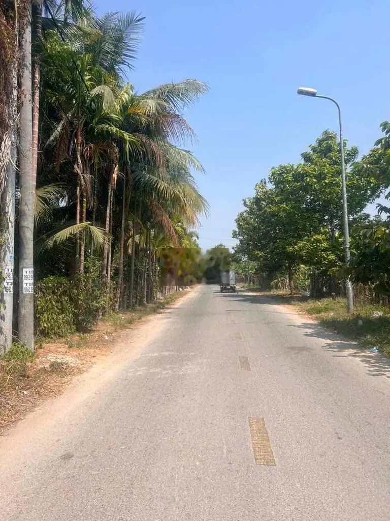bán đất 10 x 36m . đường bự nhựa