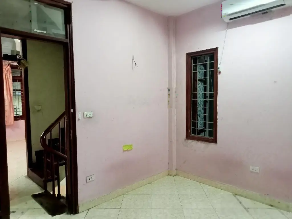 Chính chủ bán nhà Lê Thanh Nghị 42m2 5 tầng MT 4,1m giá 7,2 tỷ 1 nhà ra phố