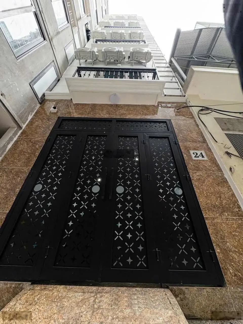 Bán nhà dòng tiền tại Cổ Nhuế Bắc Từ Liêm Hà Nội giá 11,5 tỷ.