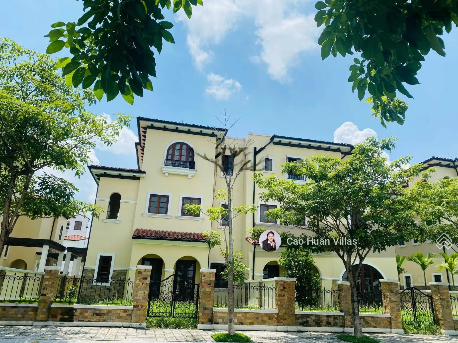 Biệt thự lô góc duy nhất Vista Lago view hồ 7ha, 5x tỷ vừa ở vừa KD gần lối thông Vinhomesmart