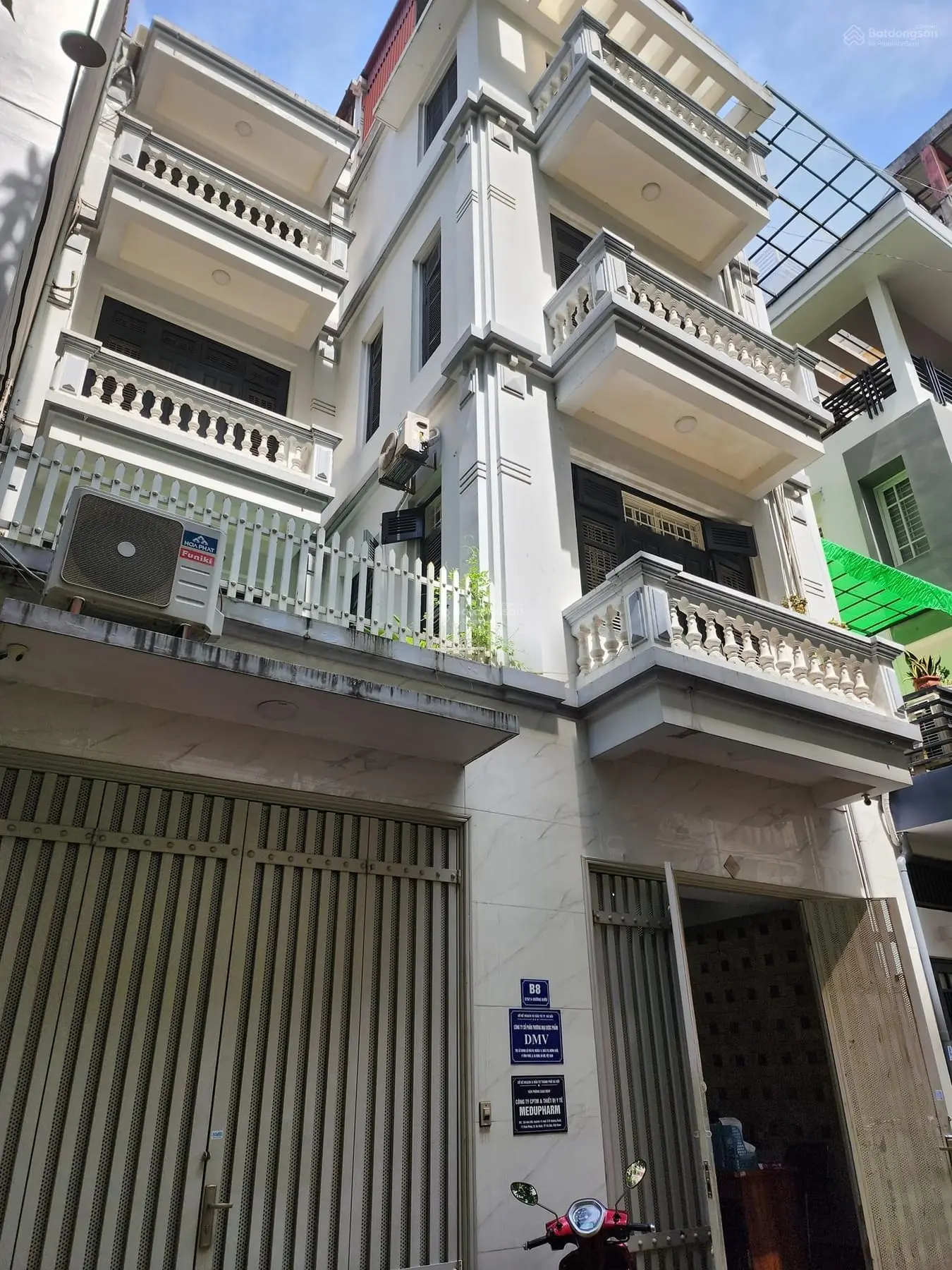 Bán nhà hiếm phố Trường Chinh -Đống Đa ngõ thông ,kinh doanh đỉnh ô tô đỗ cửa 100m2/5T/6mMT 15tỷ