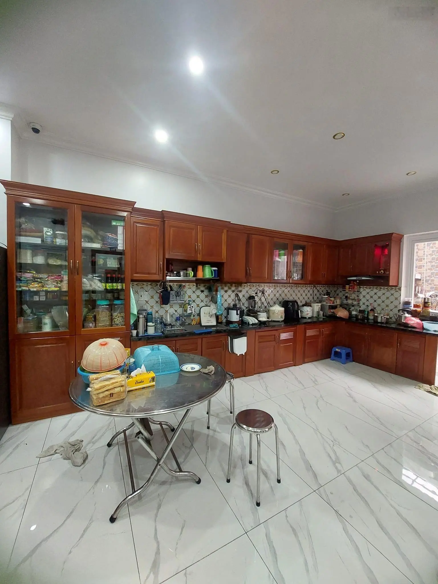 Bán biệt thự 182m2, 4 tầng, hẻm xe hơi đường ông ích khiêm - quận 11. 25.5 tỷ