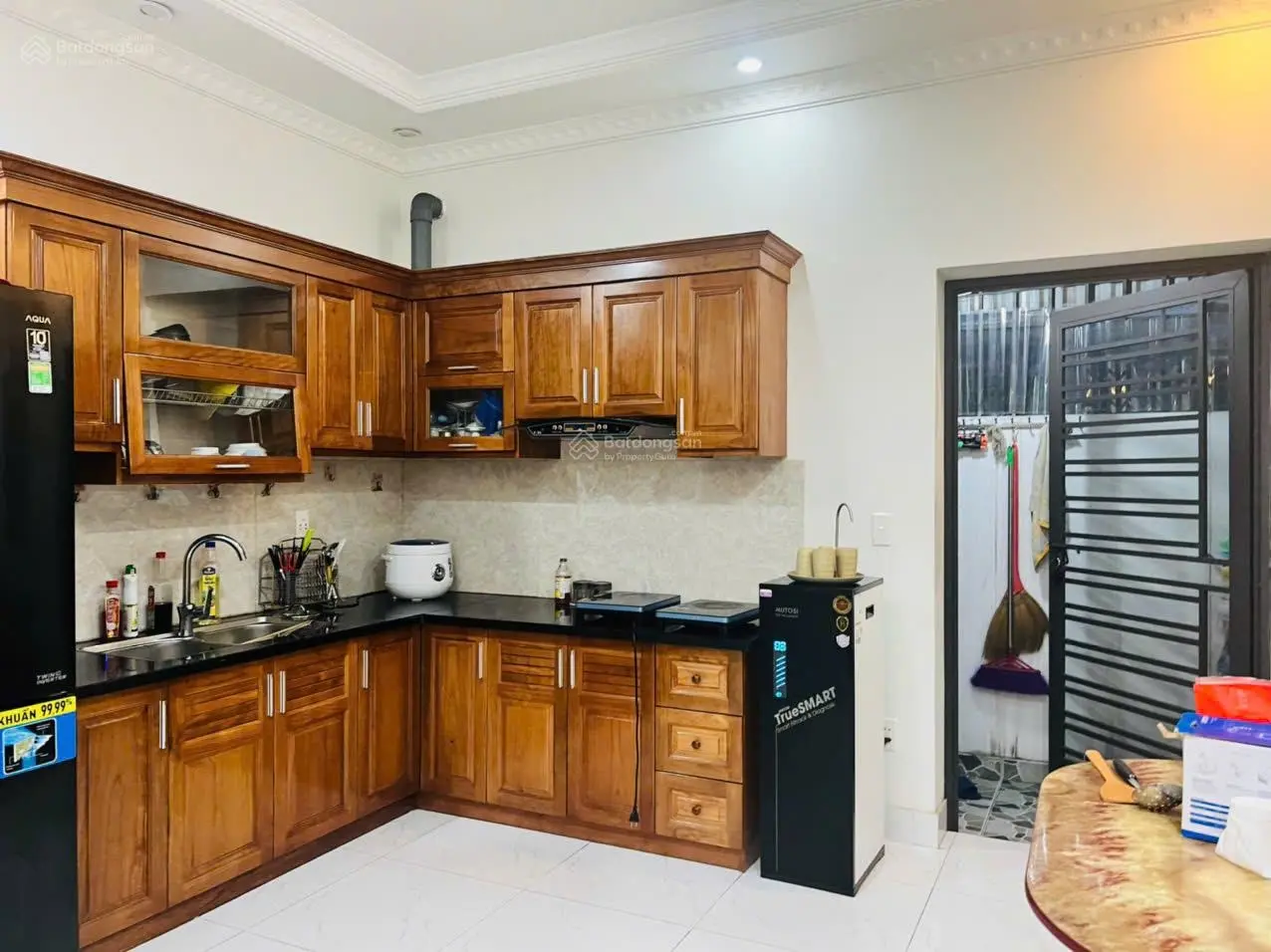 Bán nhà 2 tầng trung tâm tâm thị trấn An Dương 50m2, ngõ ô tô, giá chỉ 1,6x tỷ. LH 0979087664