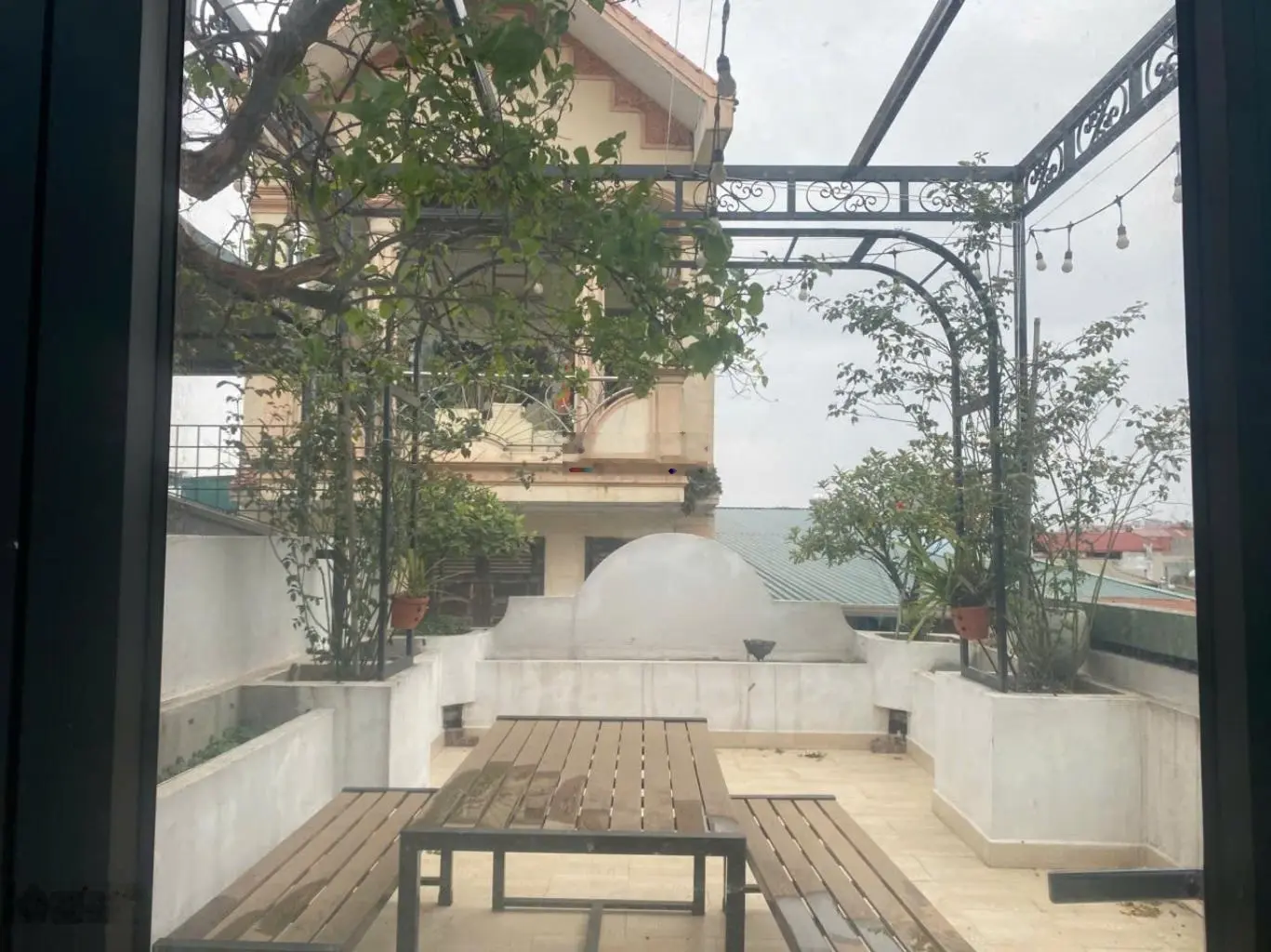 Định Công Thượng DT 32m2 MT 4m, nhà đẹp mặt ngõ thông ôtô vào nhà kinh doanh an sinh đều đỉnh