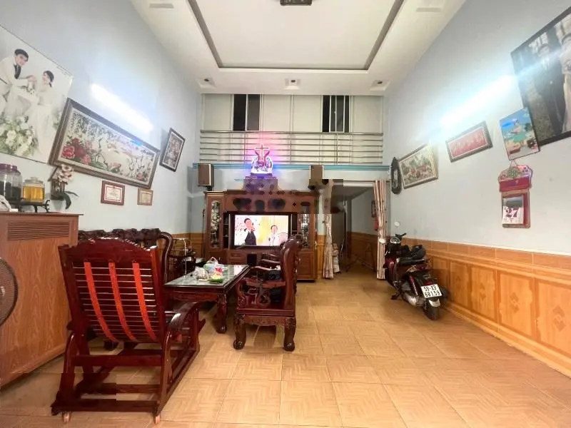 Bán nhà 2 tầng HXH Hiệp Bình Chánh Thủ Đức 75m² 3PN sổ riêng gần GigaMall chỉ 6.95 tỷ ở ngay