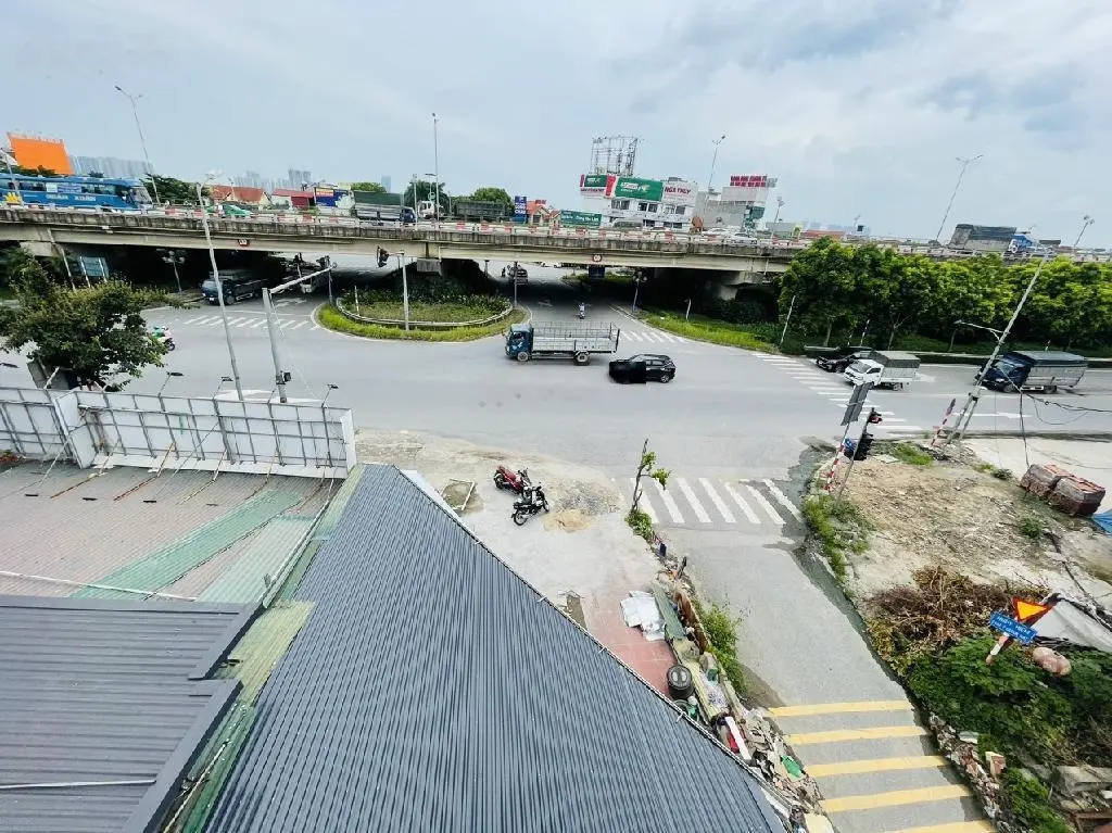 Hoa hậu Cự Khối, Long Biên, vị trí đắc địa, lô góc, 3 mặt tiền, kinh doanh bất chấp
