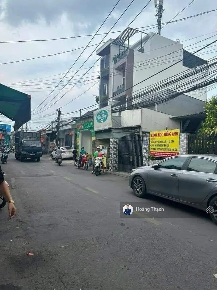 Chủ bán lô đất 10x20m gần TTHC Dĩ An cách chợ 200m đường ô tô, sổ riêng full thổ cư