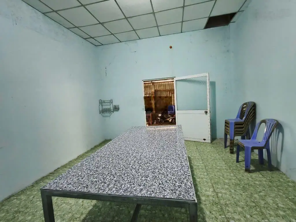 Chủ ngộp bank 6,5tỷ gấp bán nhà hàng sân vườn bên sông 1602m2, full thổ chỉ 8,5 tỷ