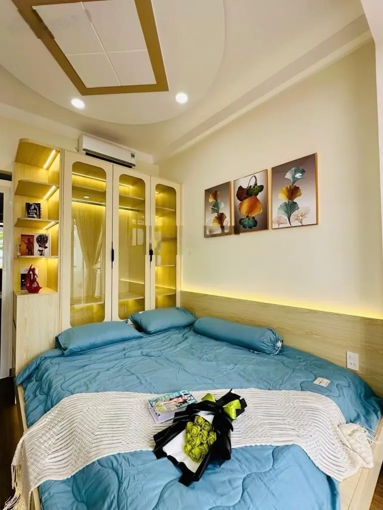 Bán gấp căn Cao Thắng, P5, Quận 3, 1T2L GIÁ 3tỷ590 DT: 63m2 (4,5*14) sổ hồng chính chủ, hẻm xe hơi