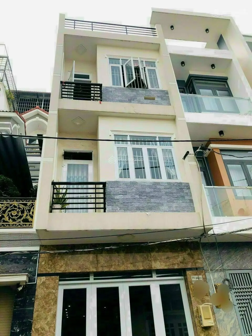Căn duy nhất mặt tiền Nguyễn Trọng Tuyển DT 4.5 x 16m 5 lầu, giá chỉ 16.5tỷ còn TL