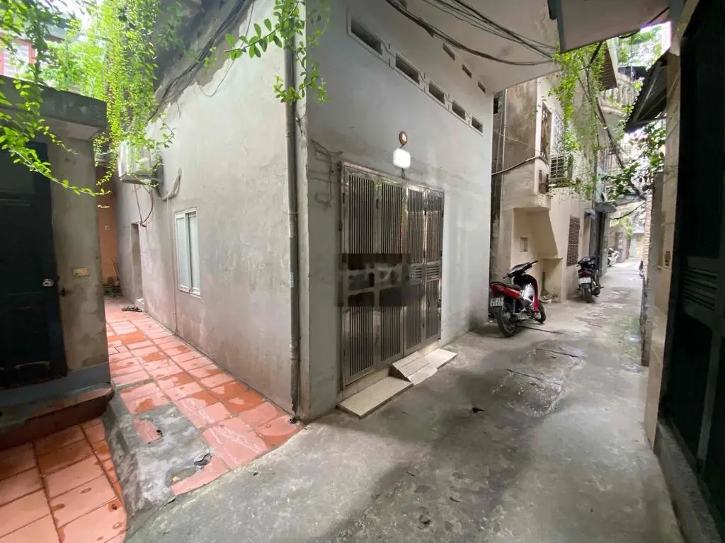 Bán nhà phố Bạch Mai - Lô góc - Ngõ thông ba gác - 40m2. Giá: 4,5 tỷ