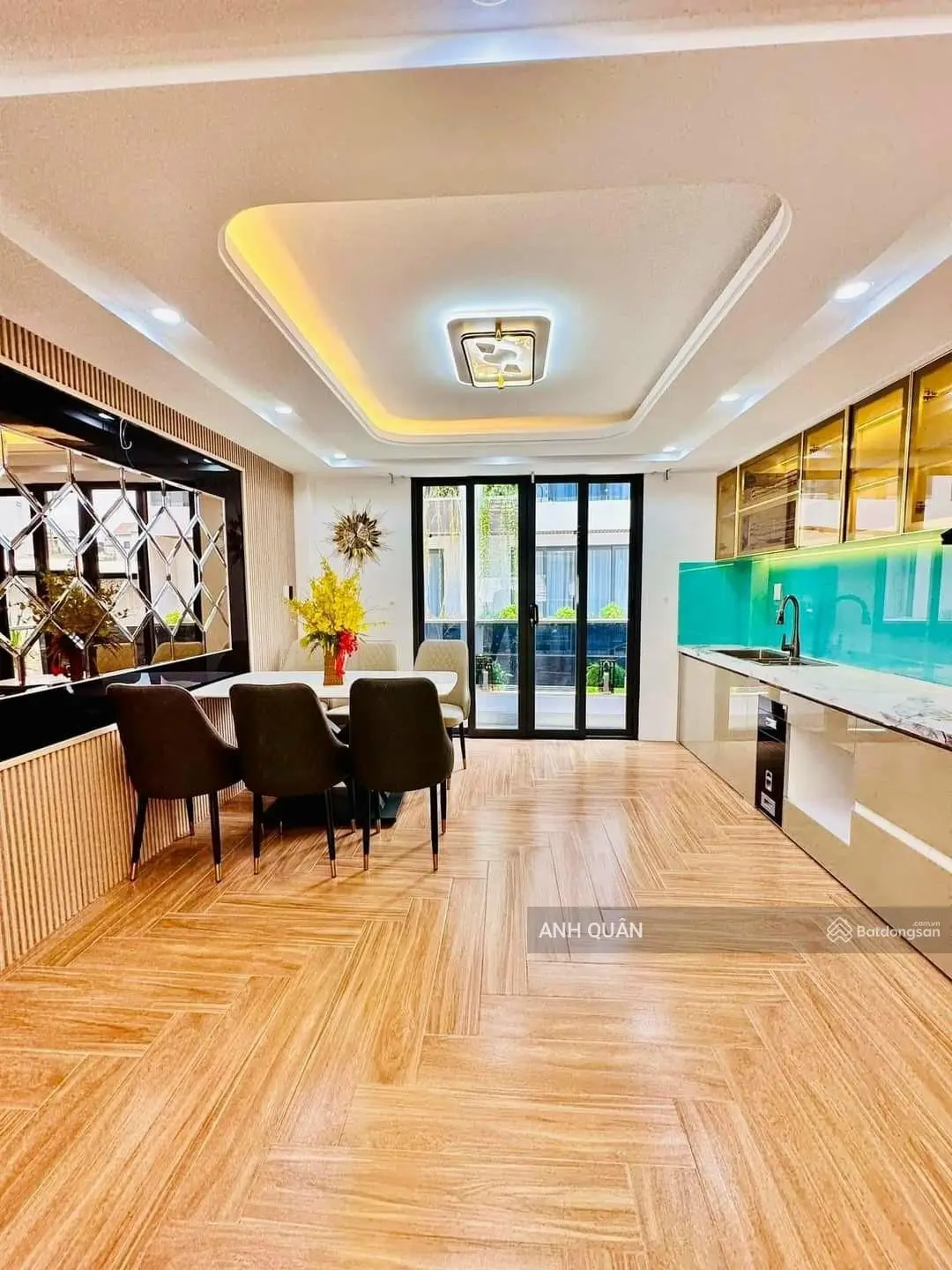 Chủ cần bán nhà Bành Văn Trân, P. 7, Tân Bình, 65m2, 1 trệt 3 lầu, 3pn, 5wc, sổ sẵn
