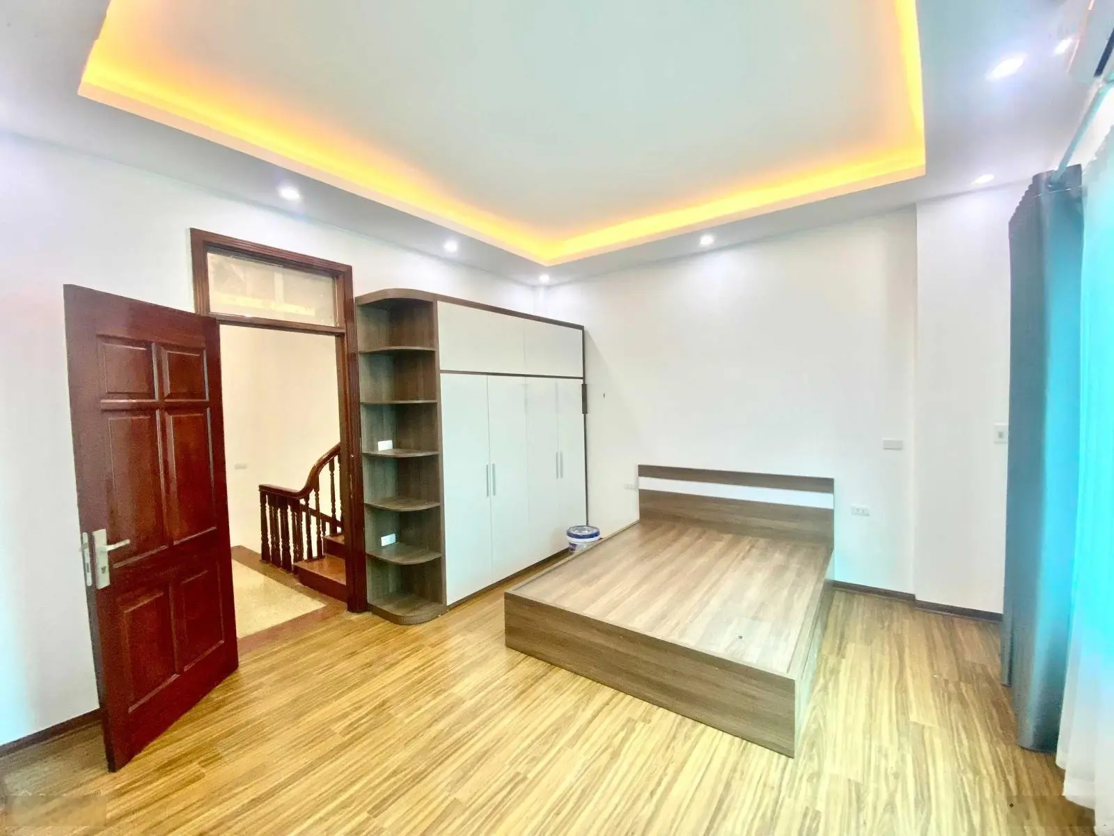 Chính chủ bán nhà đường Văn Phú Quang Trung Hà Đông 35m2 5 tầng KD Đỉnh ô tô vào nhà giá nhỉnh 7 tỷ