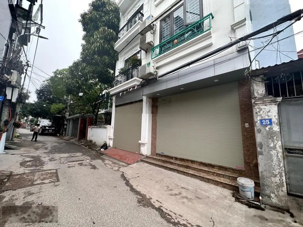 Bán Nhà Bát Khối, Cổ Linh ô tô tránh ngõ thông kinh doanh tốt 44m2 x 5 tầng Gara ô tô đi bộ ra AEON